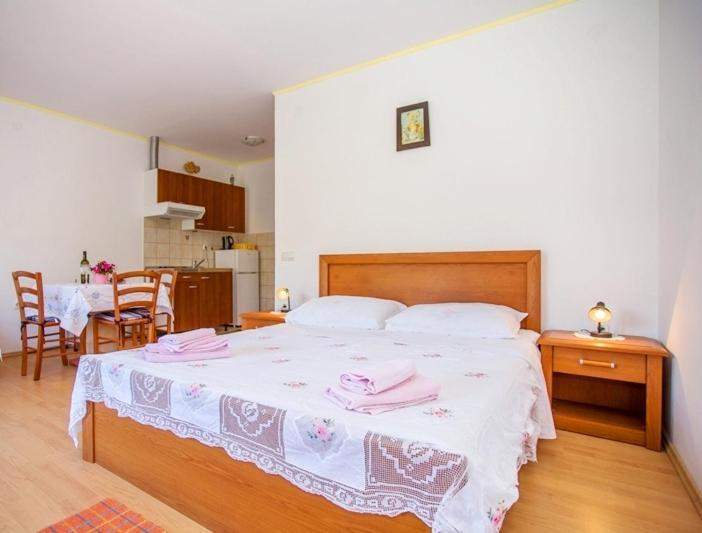 Apartment Varezic ستون المظهر الخارجي الصورة