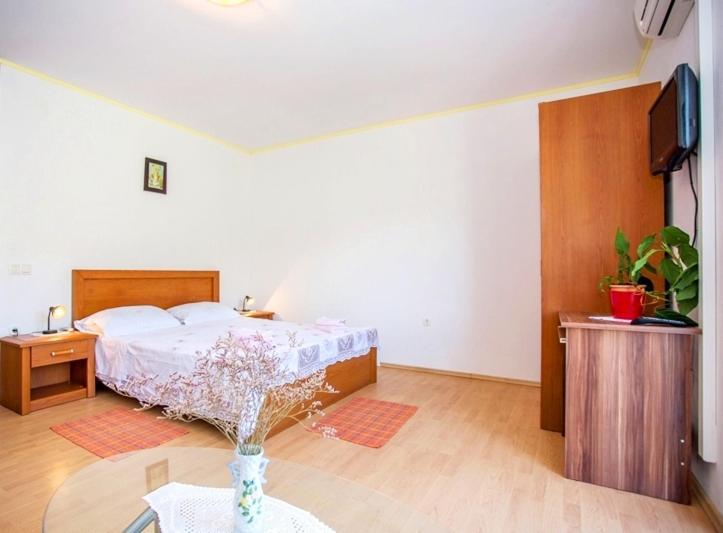Apartment Varezic ستون المظهر الخارجي الصورة
