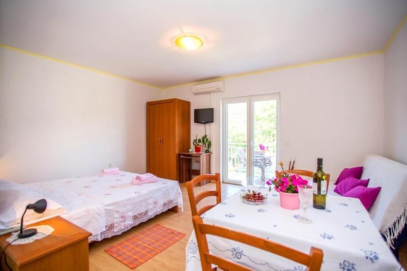 Apartment Varezic ستون المظهر الخارجي الصورة